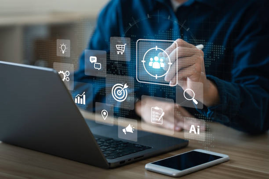 Brilbook CRM